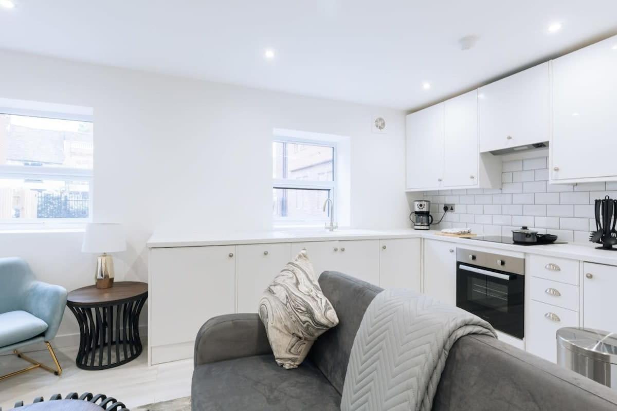 Modern 1 Bedroom Apartment In Central Ipswich Exterior photo
