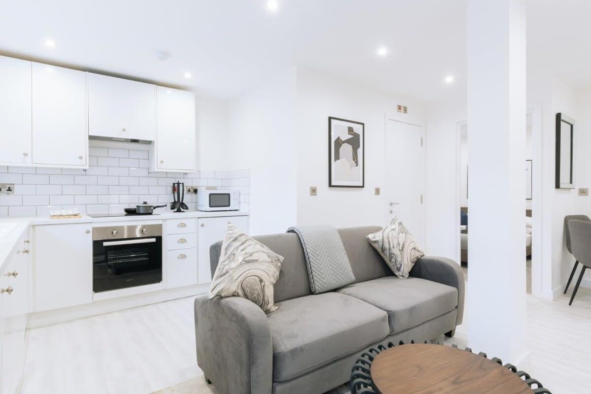 Modern 1 Bedroom Apartment In Central Ipswich Exterior photo